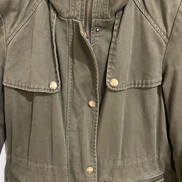 MICHAEL KORS OLIVE GREEN UTILITY JACKET - Picture 6 of 8